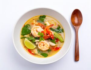トムヤム・ナムサイ（ต้มยำกุ้งน้ำใส）